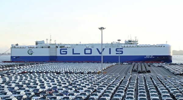 현대글로비스가 지난해 도입한 LNG 이중연료 추진 엔진 탑재 자동차운반선 '글로비스 솔라'. 사진=현대글로비스