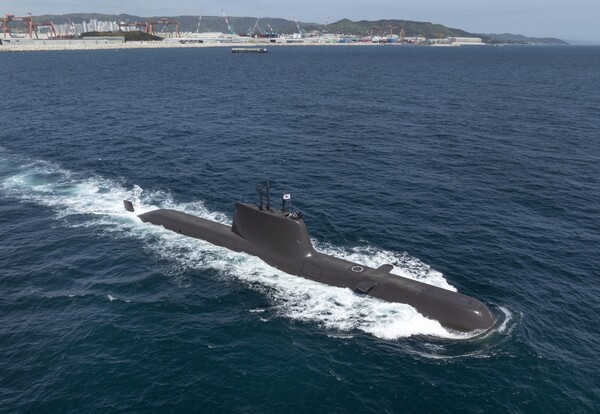 HD현대중공업이 건조해 2016년 대한민국 해군에 인도한 장보고-Ⅱ(214급) 잠수함 ‘윤봉길함’의 시운전 모습. 사진=HD현대중공업