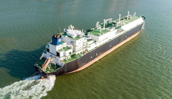 HD현대마린솔루션이 재액화 설비 개조를 마친 액화천연가스(LNG) 운반선 '쿨 허스키호'. 사진=서울와이어 DB