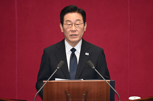 이재명 대통령이 4일 국회를 찾아 내년도 정부 예산안 관련 시정연설 하고 있다. 사진=연합뉴스