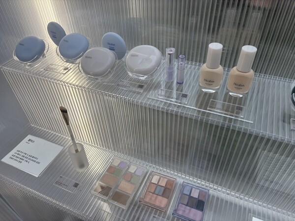 최근 소형 화장품이 인기를 끌며 '쁘띠 뷰티'가 주목받고 있다. 사진=고정빈 기자