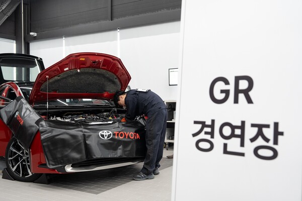 2025년 제7회 토요타 스킬 콘테스트에서 참가자가 경연에 참여하고 있다. 사진=토요타코리아 제공