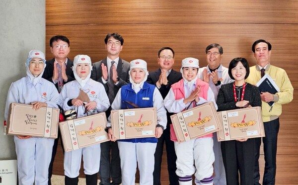 하림이 2025학년도 대학수학능력시험을 앞둔 임직원 자녀 64명에게 따뜻한 응원의 마음을 담은 선물 세트를 전달했다. 사진=하림