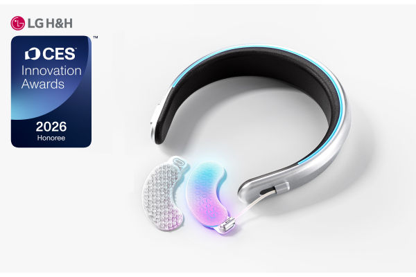 LG생활건강이 웨어러블 뷰티 디바이스 'Hyper Rejuvenating Eye Patch’로 올해 CES 혁신상을 수상했다. 사진=LG생활건강 제공