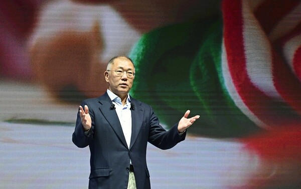 정의선 현대차그룹 회장이 지난 1월 신년회에서 임직원들에게 발언하고 있다. 사진=현대차그룹