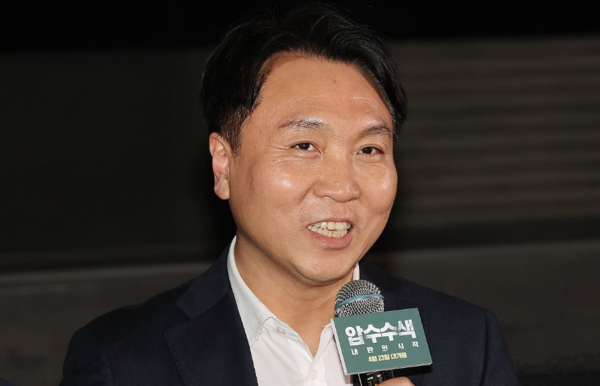 유튜버로 활동하는 봉지욱 전 뉴스타파 기자(사진)가 대장동 개발 수익 논란 관련 한동훈 전 국민의힘 대표에게 TV 생중계 공개 토론을 제안했다. 사진=연합뉴스 