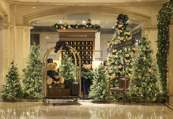 켄싱턴호텔 여의도 크리스마스 트리 전경. 사진=이랜드파크 제공