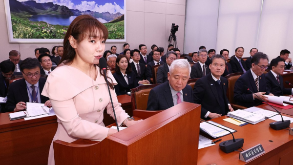 김예지 국민의힘 의원이 19일 박민영 국민의힘 미디어대변인의 ‘장애인 비례대표 할당 발언’ 관련 당 지도부 조치에 대한 이해할 수 없다는 입장을 내놨다. 사진=연합뉴스