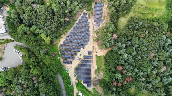 SK이터닉스 '솔라파크 춘천 군자1호' 태양광 발전소. 사진=SK이터닉스