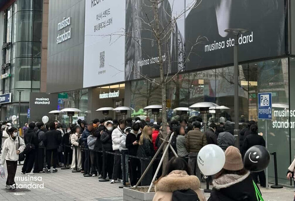 패션업계, 라이프스타일 영역 확장하는 이유는? - 뉴스 썸네일 이미지