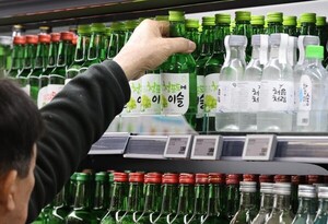수익성 고심 깊어진 주류업계... 수출로 활로 모색 - 뉴스 썸네일 이미지